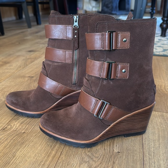 Sorel Shoes - Sorel brown boots